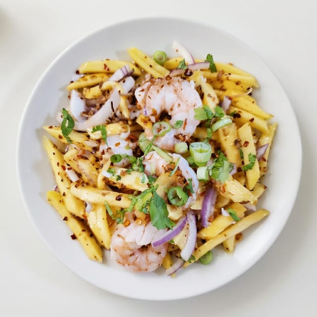 Green Mango Salad | Appetizer Size.