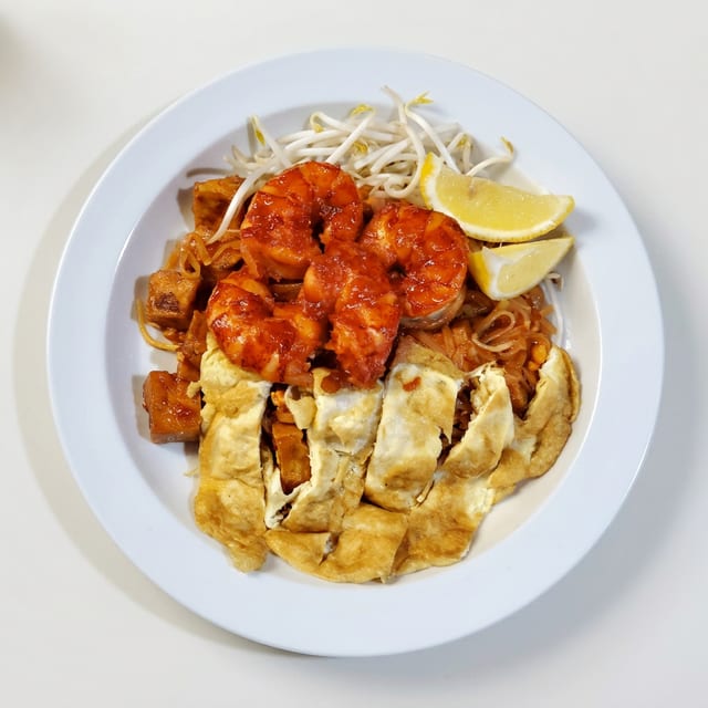 Pad Thai Lobster Tails (7oz of Lobster Tail Meat).
