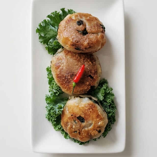 Chive Dumpling (3PC) | Appetizer.