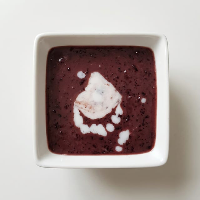 Black Sweet Sticky Rice with black bean.